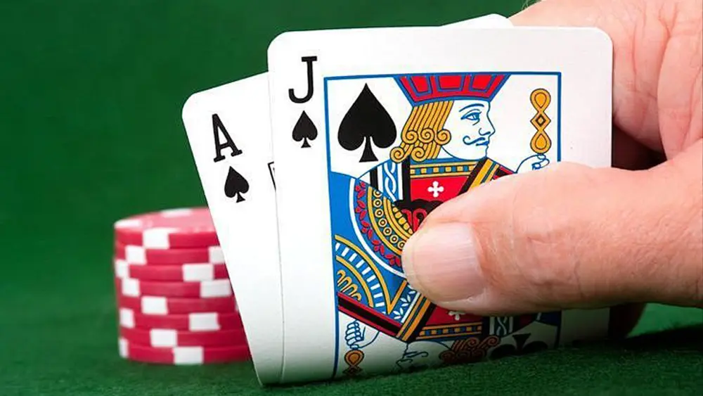 手机棋牌游戏APP：防沉迷与信息安全全攻略(图1)